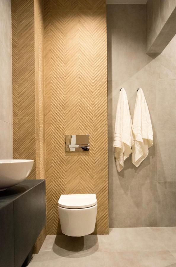 Uniejow Apartments Экстерьер фото